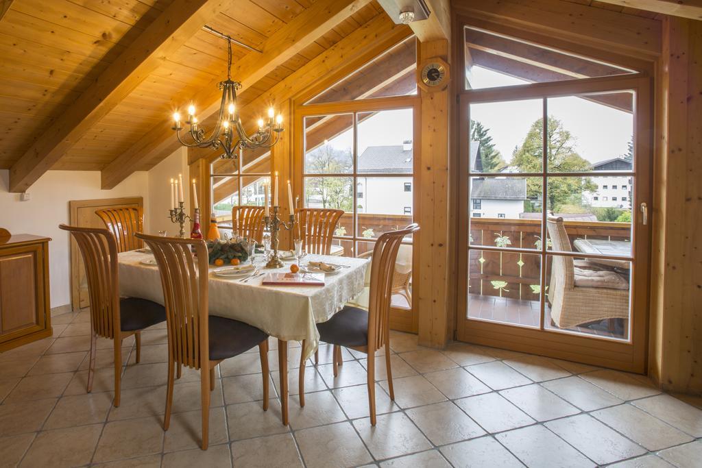 Golden Gapa Penthouse 1 Lejlighed Garmisch-Partenkirchen Værelse billede